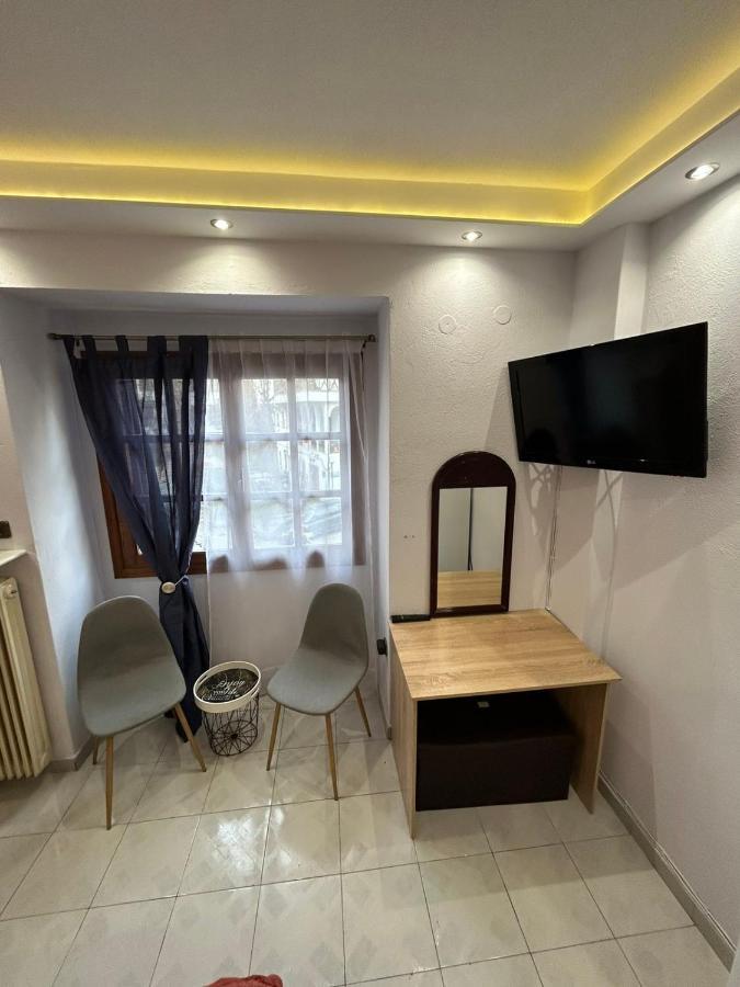 Ano Poli Studios 1 Tesalonika Bagian luar foto