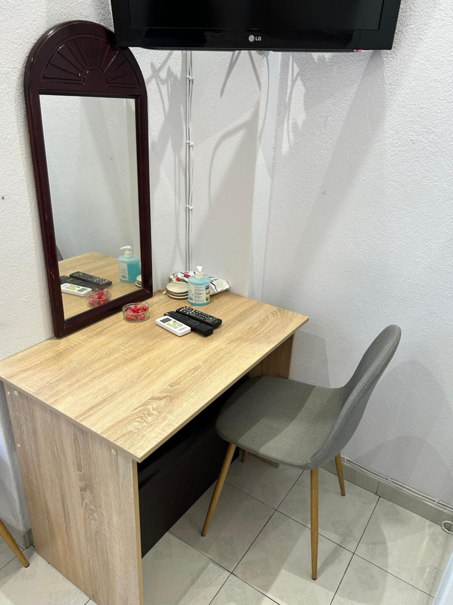 Ano Poli Studios 1 Tesalonika Bagian luar foto